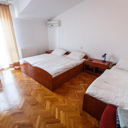 Guesthouse Varnica Kaštel Lukšić Buitenkant foto