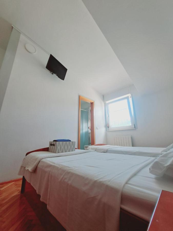 Guesthouse Varnica Kaštel Lukšić Buitenkant foto