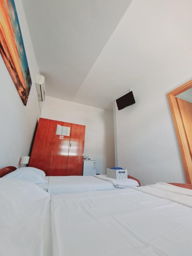 Guesthouse Varnica Kaštel Lukšić Buitenkant foto