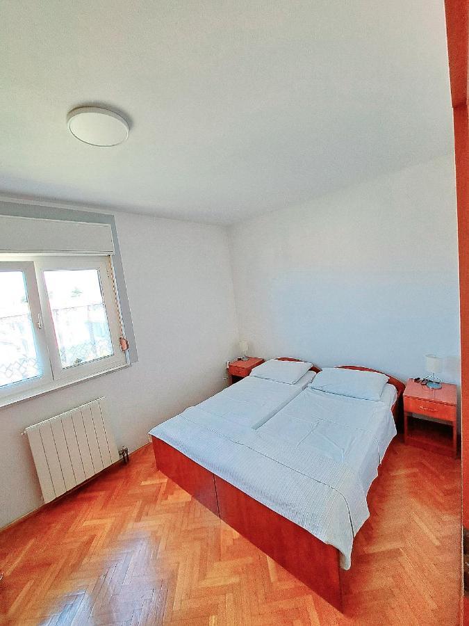 Guesthouse Varnica Kaštel Lukšić Buitenkant foto