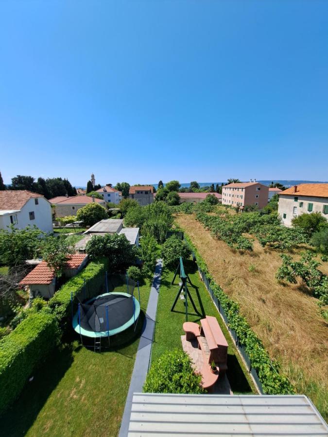 Guesthouse Varnica Kaštel Lukšić Buitenkant foto