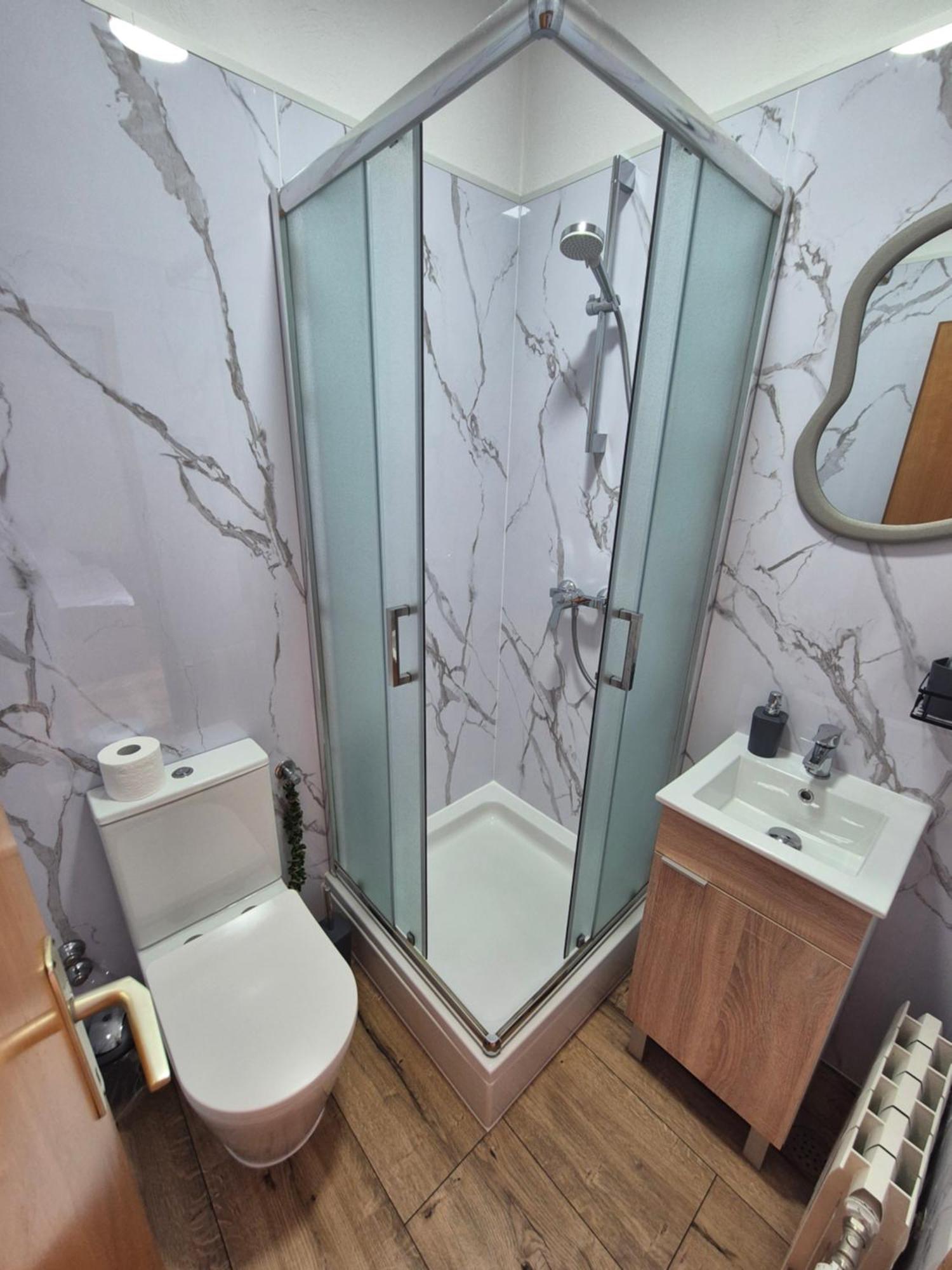 Guesthouse Varnica Kaštel Lukšić Buitenkant foto