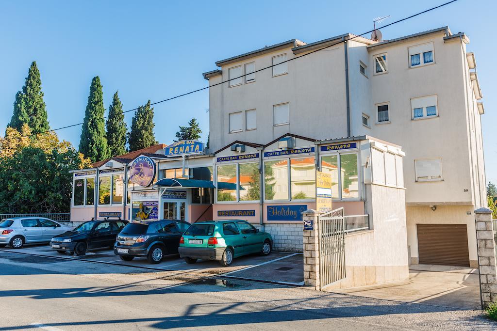 Guesthouse Varnica Kaštel Lukšić Buitenkant foto